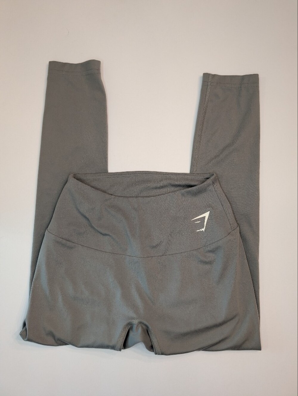 Gymshark Grey Kids Leggings with White Logo - Picture 2 of 5